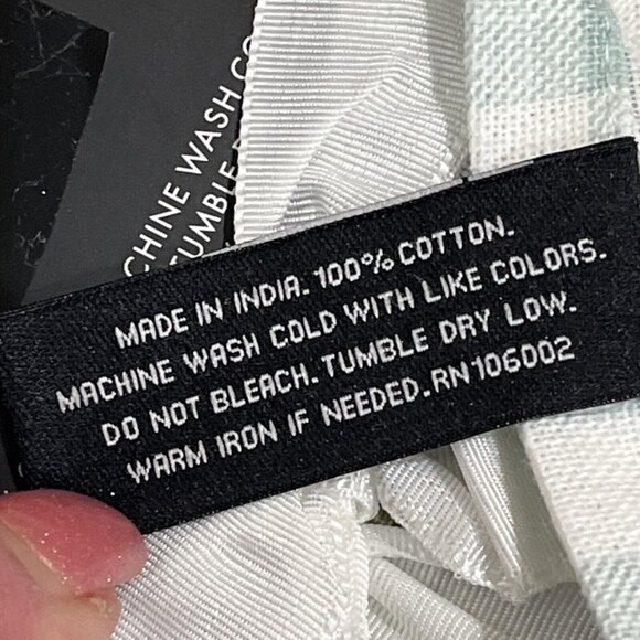 Tahari Home‎ Cloth Napkins Easter Dinner Holiday Green Plaid Bunny Floral Set 8 - Picture 10 of 11